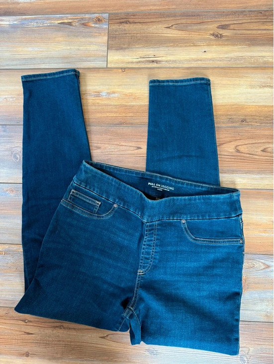Chico's Denim - Chicos pull on jeggings size 6